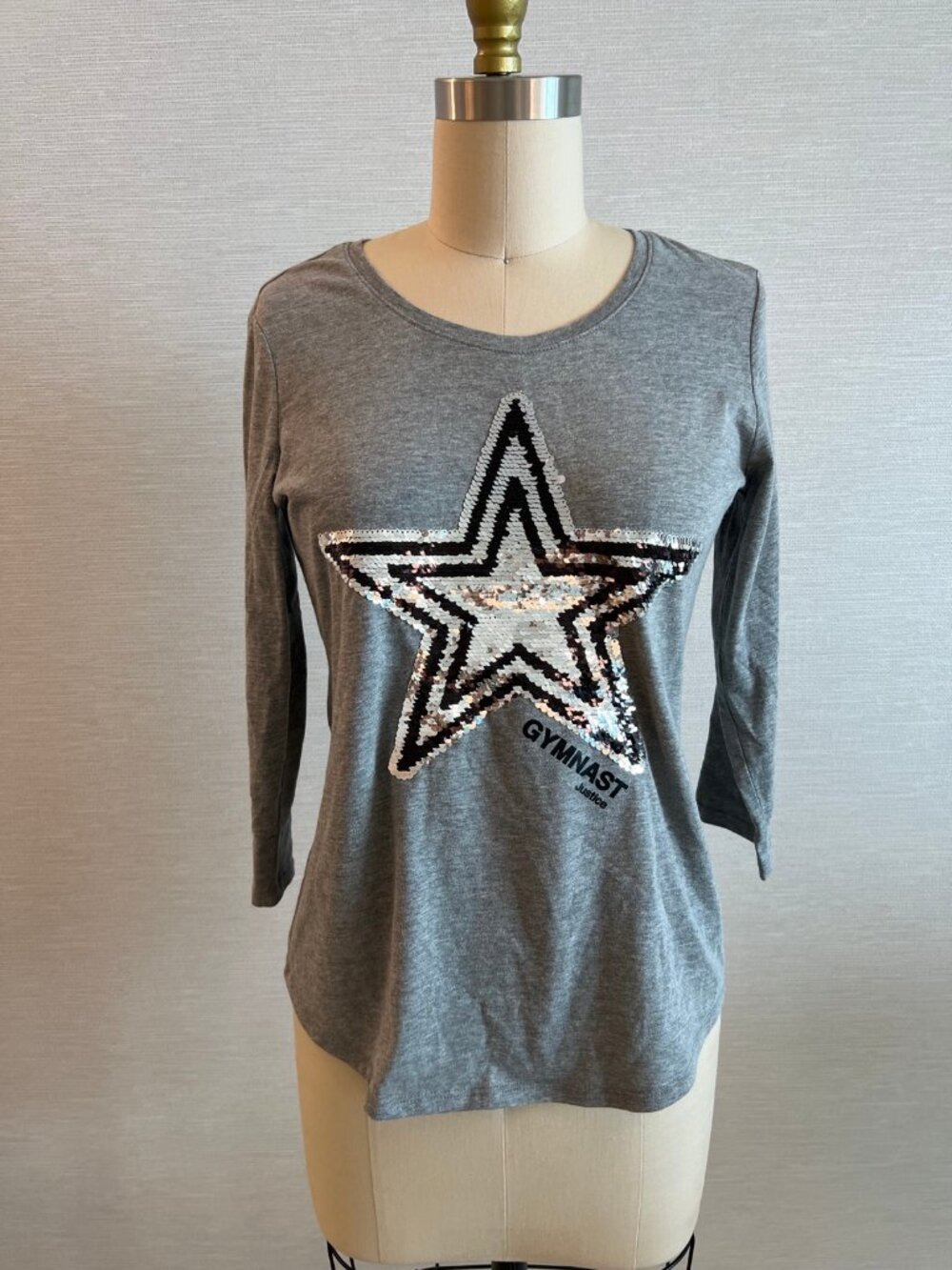 Justice Active Gray Gymnast Sequin Star Flip 3/4 Sleeve Tee 14/16